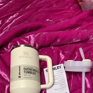 Stanley Quencher H2O Tumbler